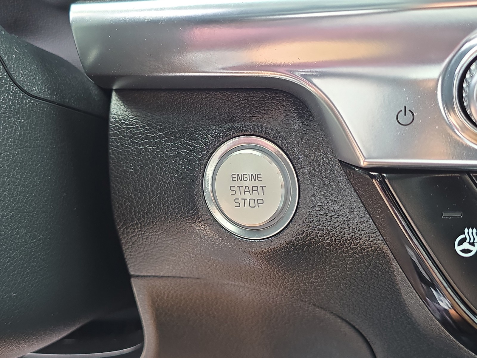 Certified Used 2022 Everlasting Silver Kia SX image 29