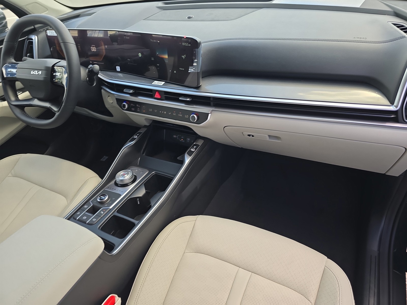 New 2026 Interstellar Gray Kia EX image 12