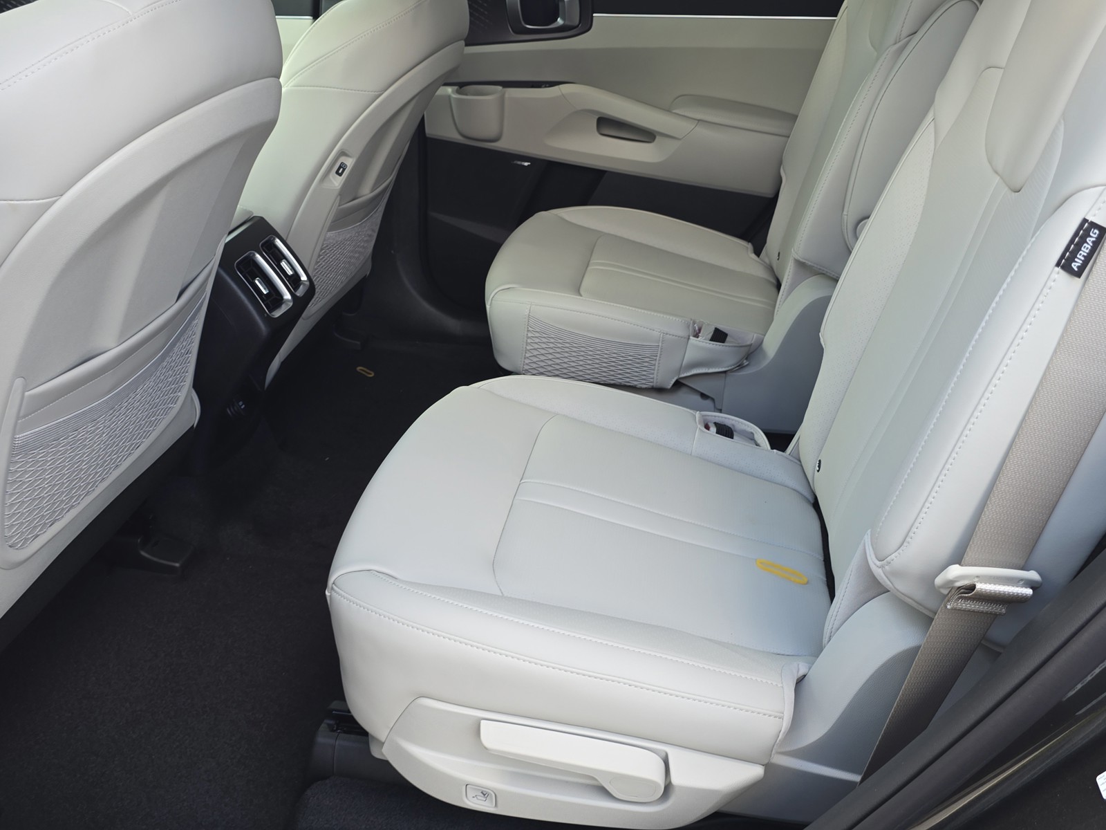 New 2026 Interstellar Gray Kia EX image 17