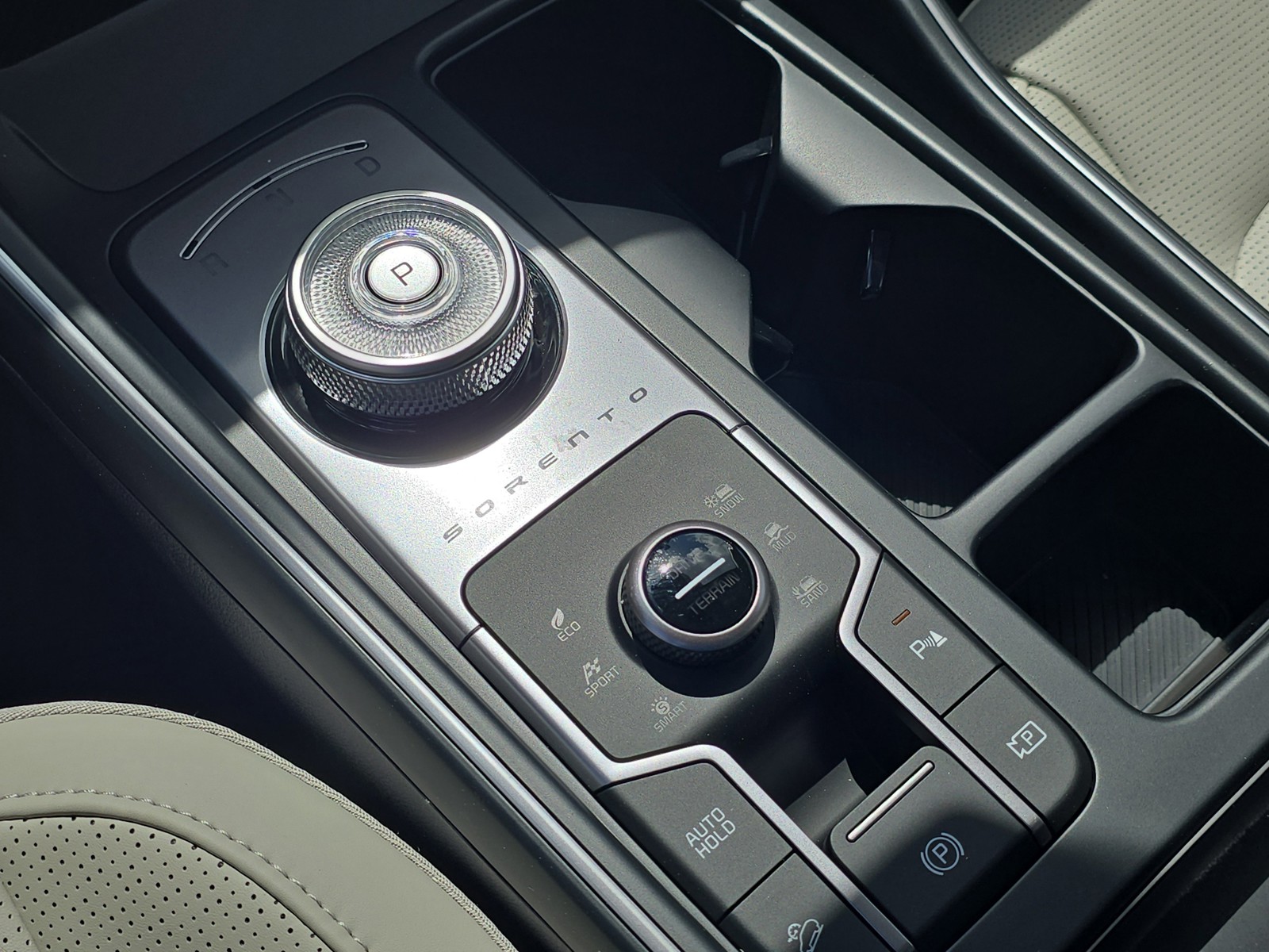 New 2026 Interstellar Gray Kia EX image 28