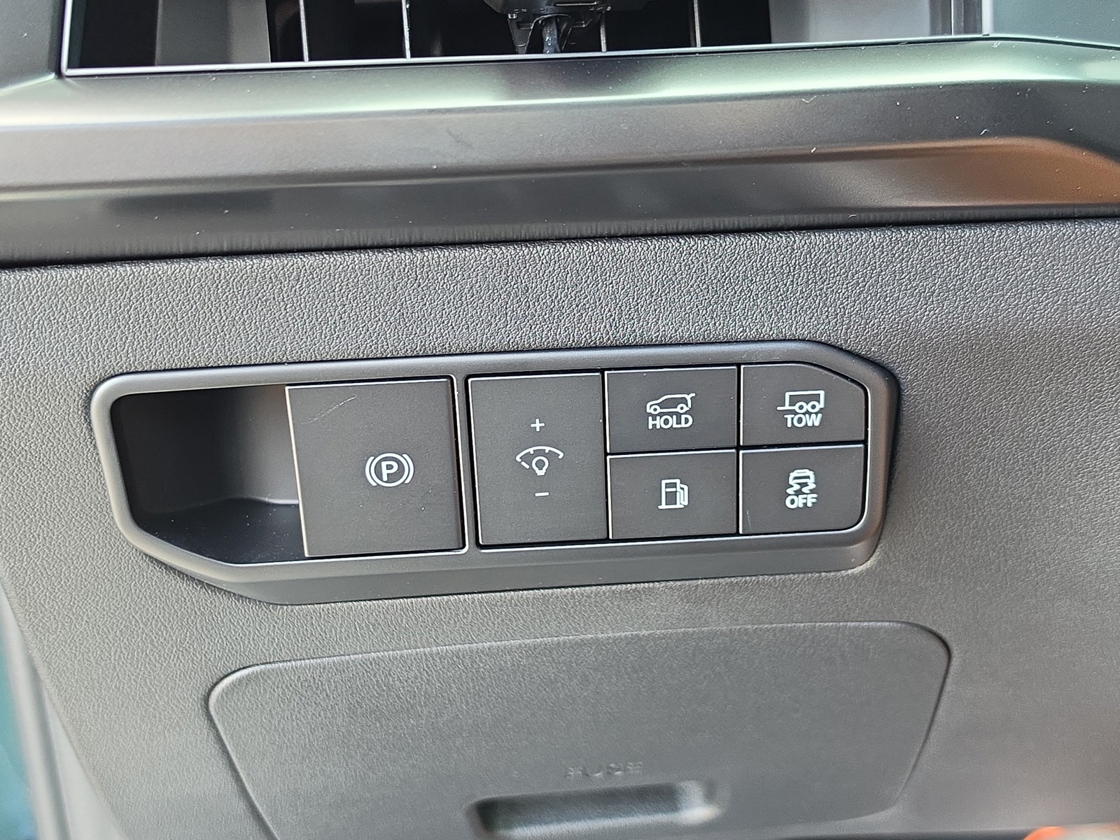 New 2027 Black Jade Green Kia X-Line SX image 28