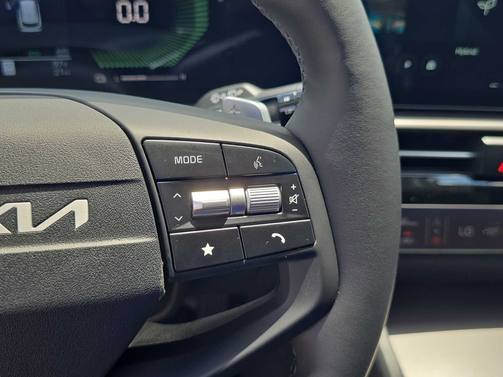 New 2027 Wolf Gray Kia EX image 31