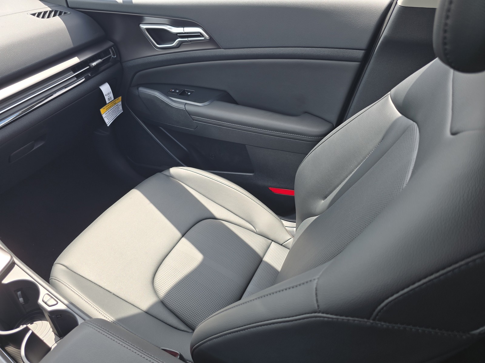 New 2027 Wolf Gray Kia EX image 15