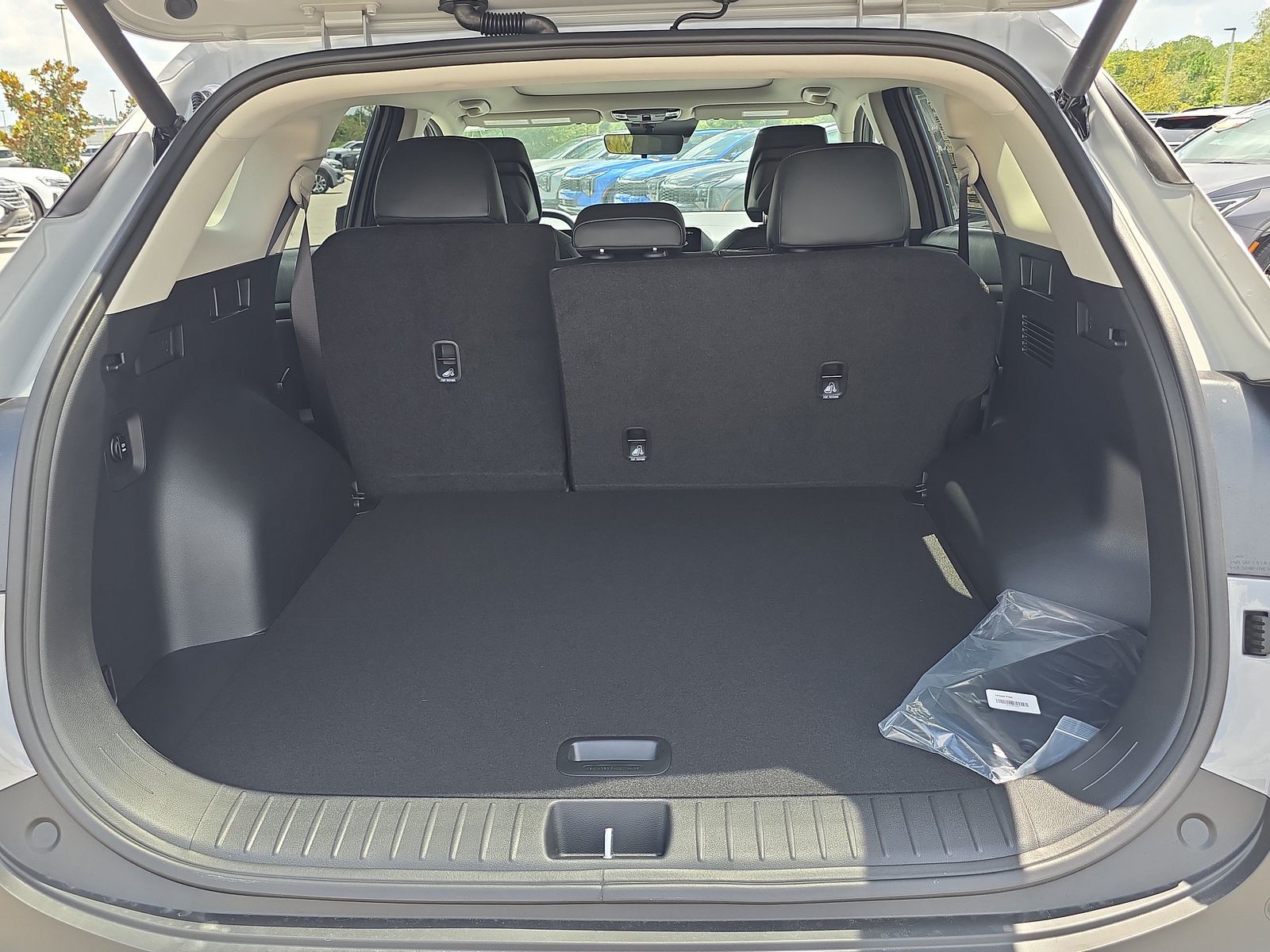New 2027 Wolf Gray Kia EX image 9