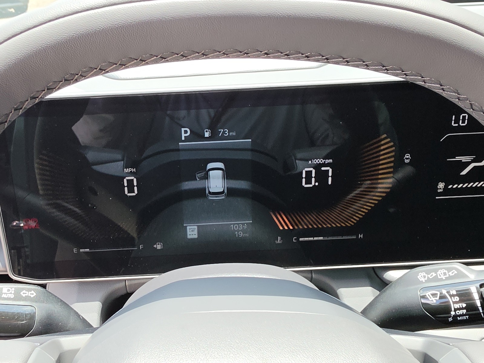 New 2027 Iceberg Green Kia X-Line S image 32