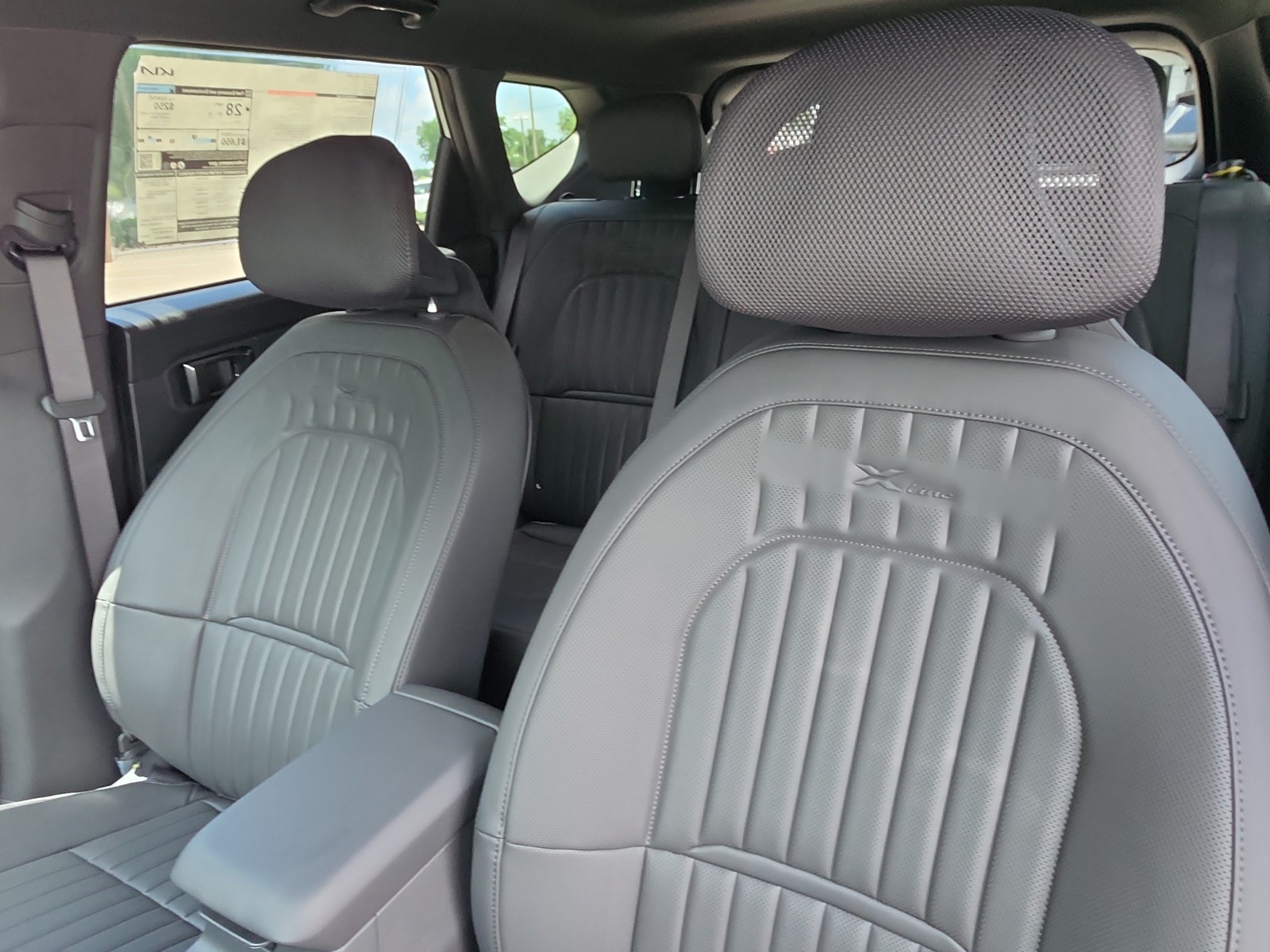 New 2027 Iceberg Green Kia X-Line S image 21