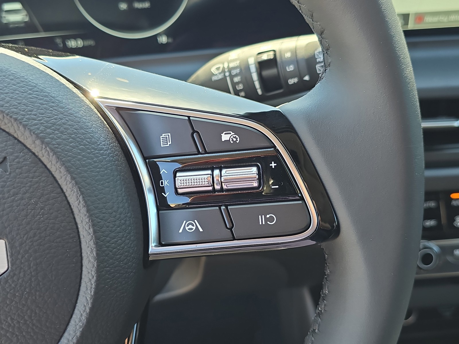 New 2026 Gravity Gray Kia EX image 32