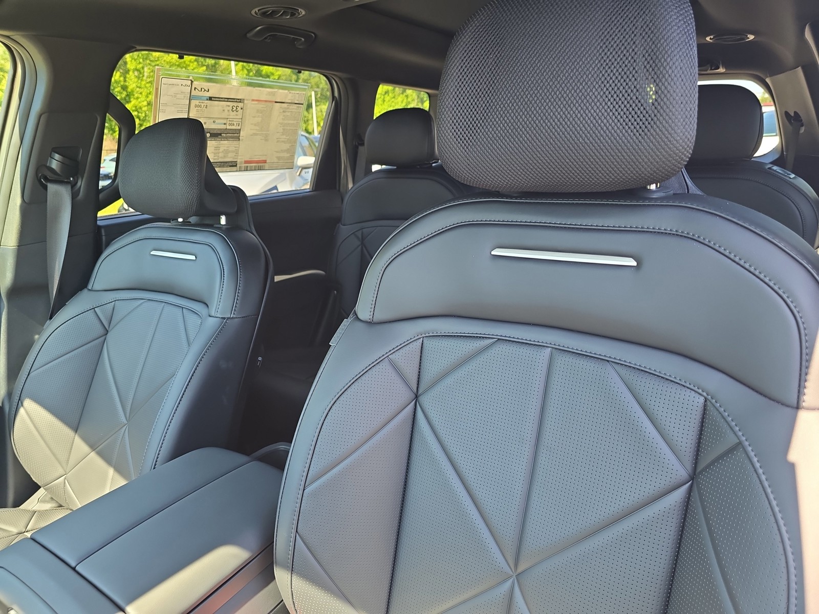 New 2027 Ivory Silver Kia SX image 22