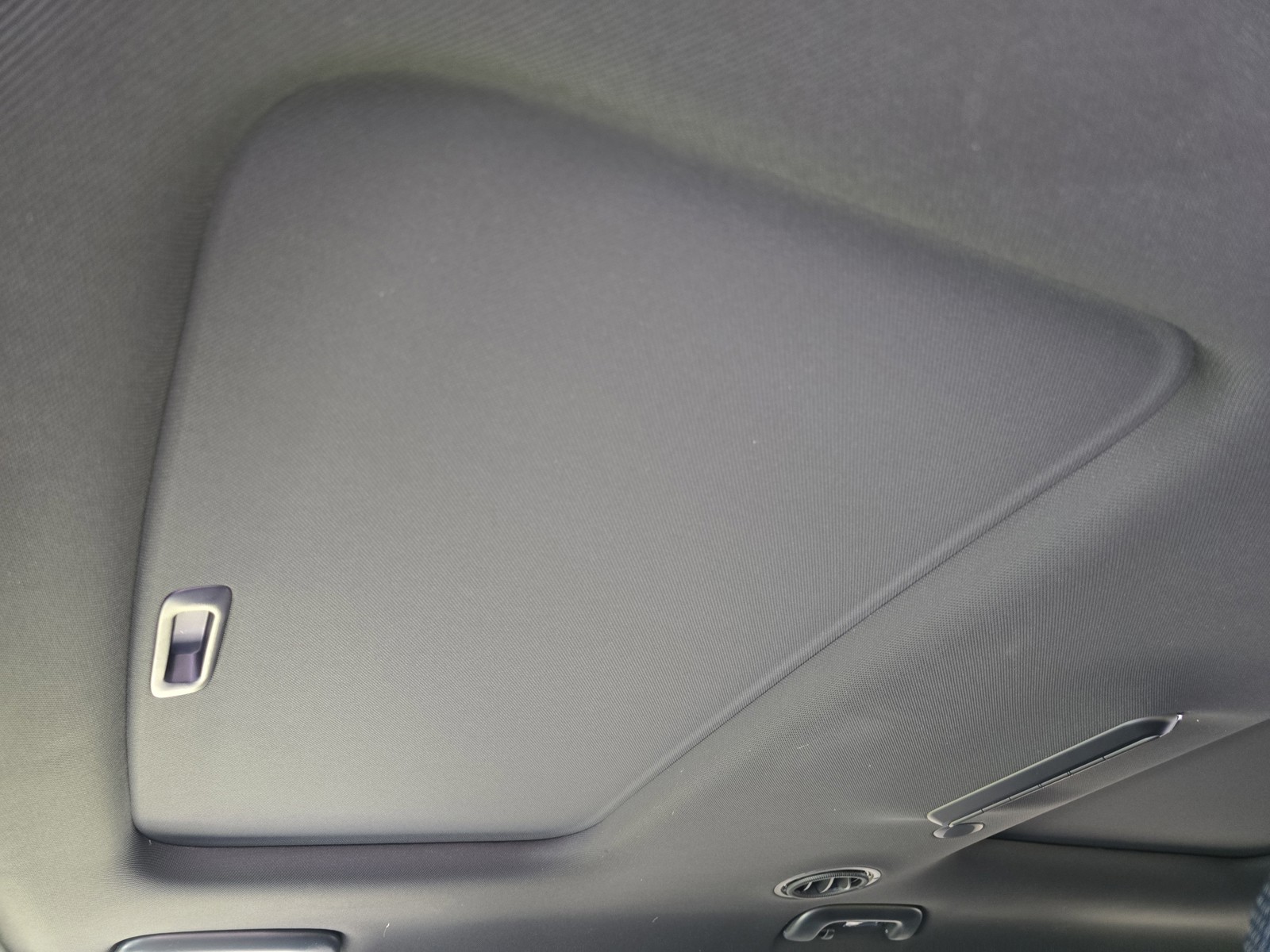New 2027 Ivory Silver Kia SX image 23