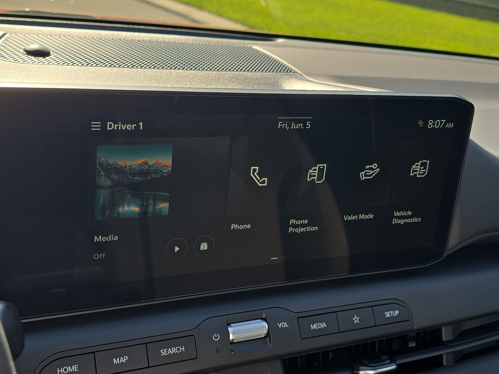 New 2026 Currant Red Kia LXS image 21