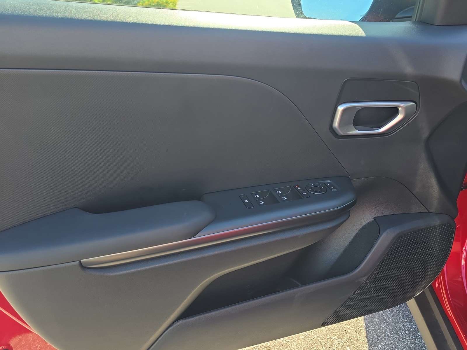 New 2026 Currant Red Kia LXS image 16