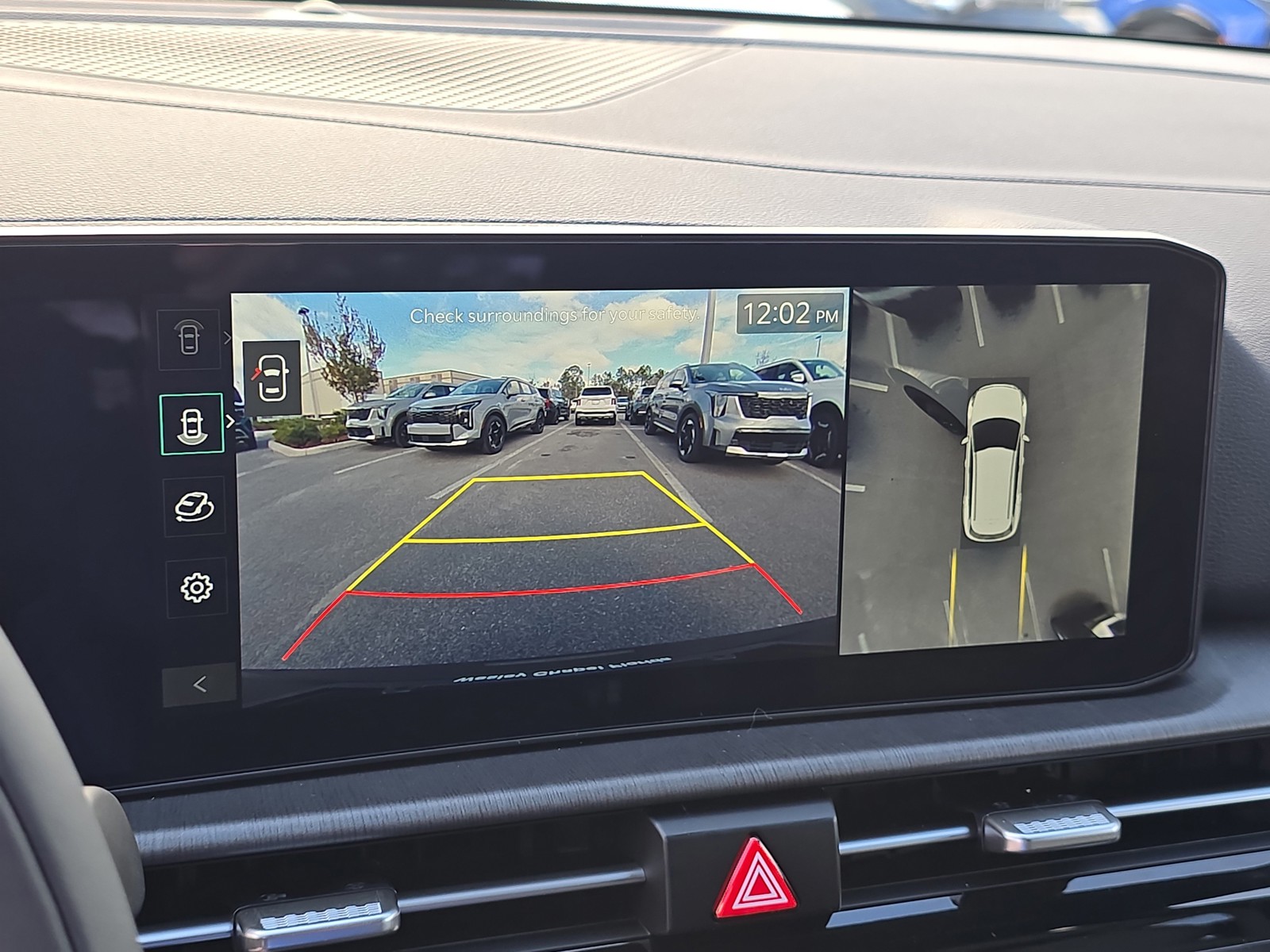New 2026 Wolf Gray/Black Roof Kia X-Pro Prestige image 26
