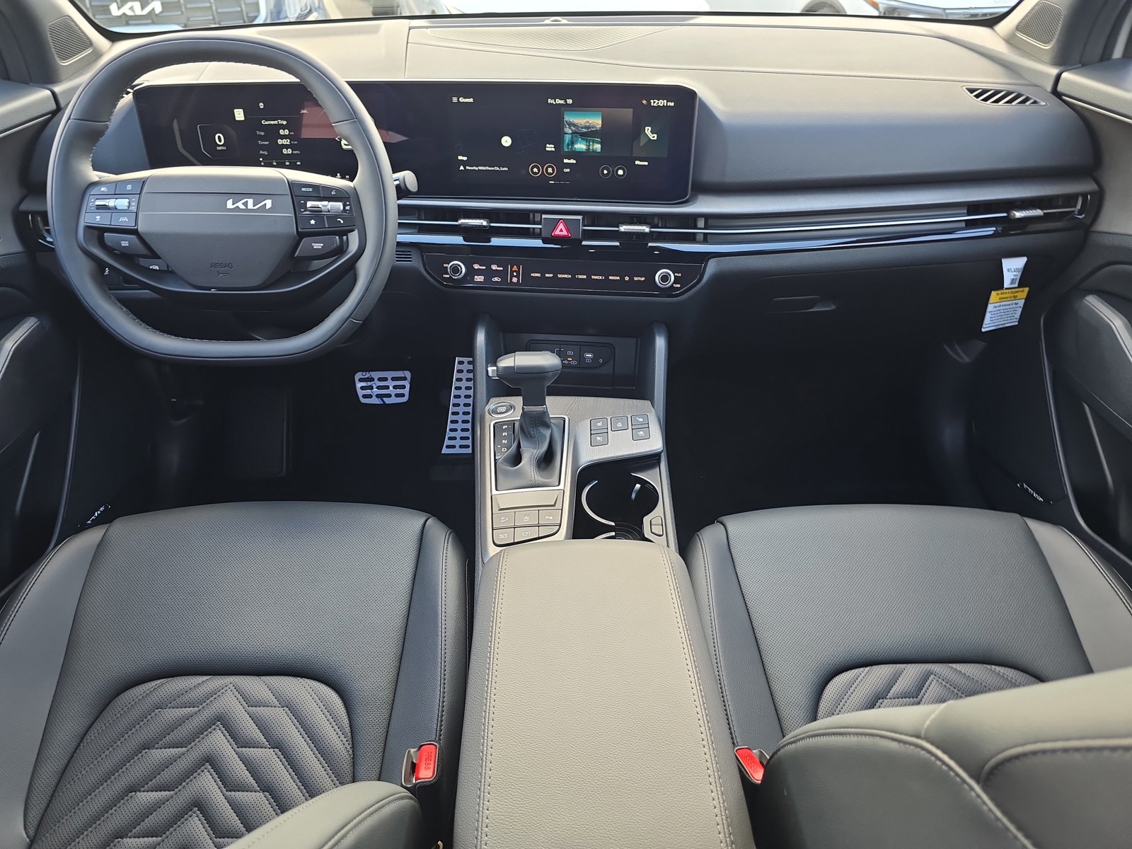 New 2026 Wolf Gray/Black Roof Kia X-Pro Prestige image 15
