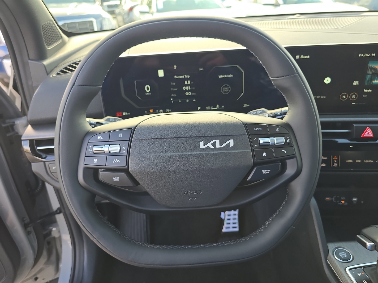 New 2026 Wolf Gray/Black Roof Kia X-Pro Prestige image 34