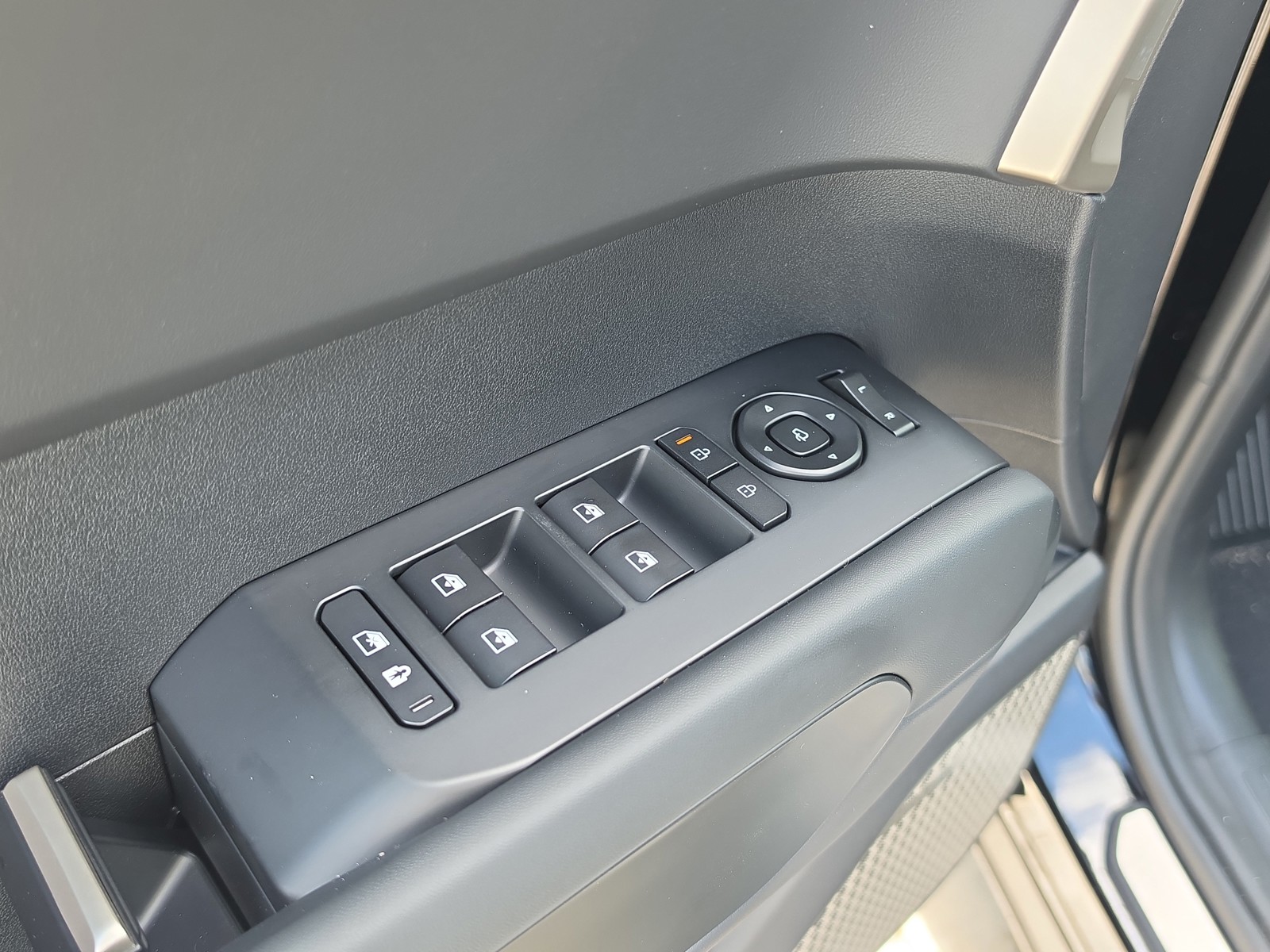 New 2027 Ebony Black Kia SX-Prestige image 20