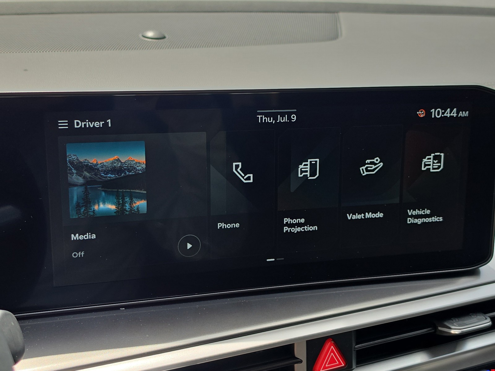 New 2026 Glacial White Kia S image 21
