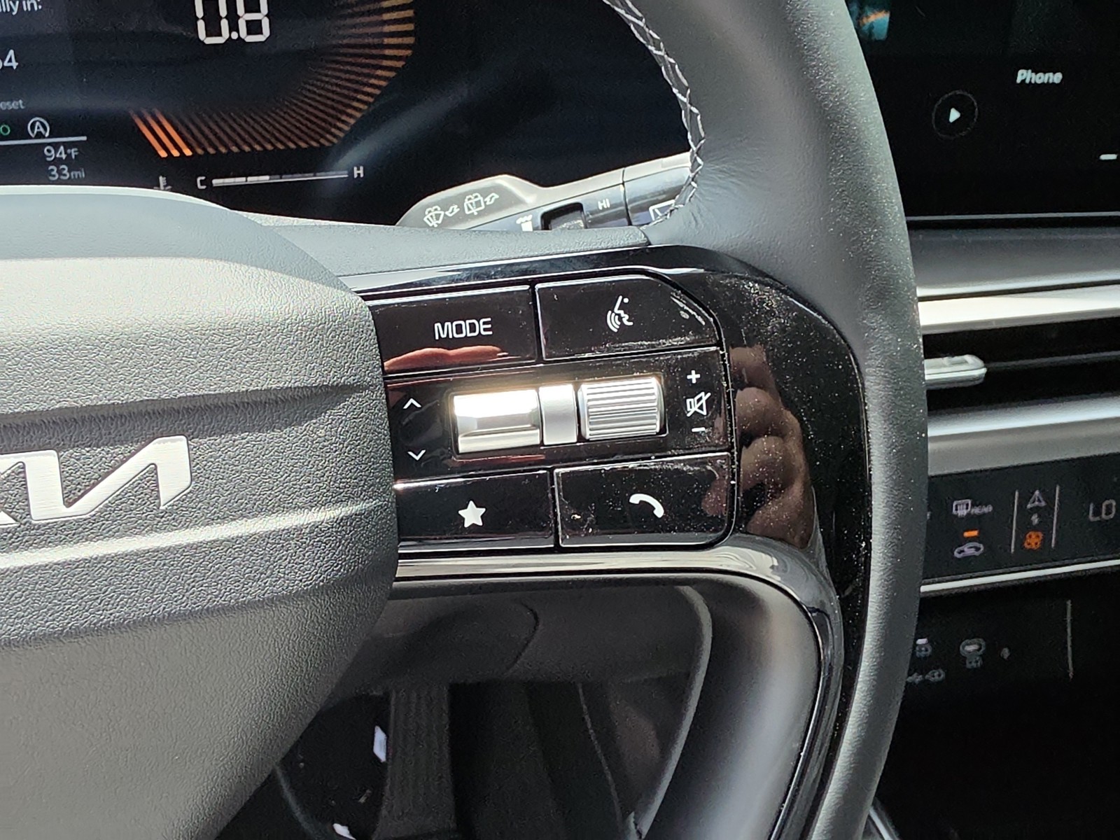 New 2026 Glacial White Kia S image 29