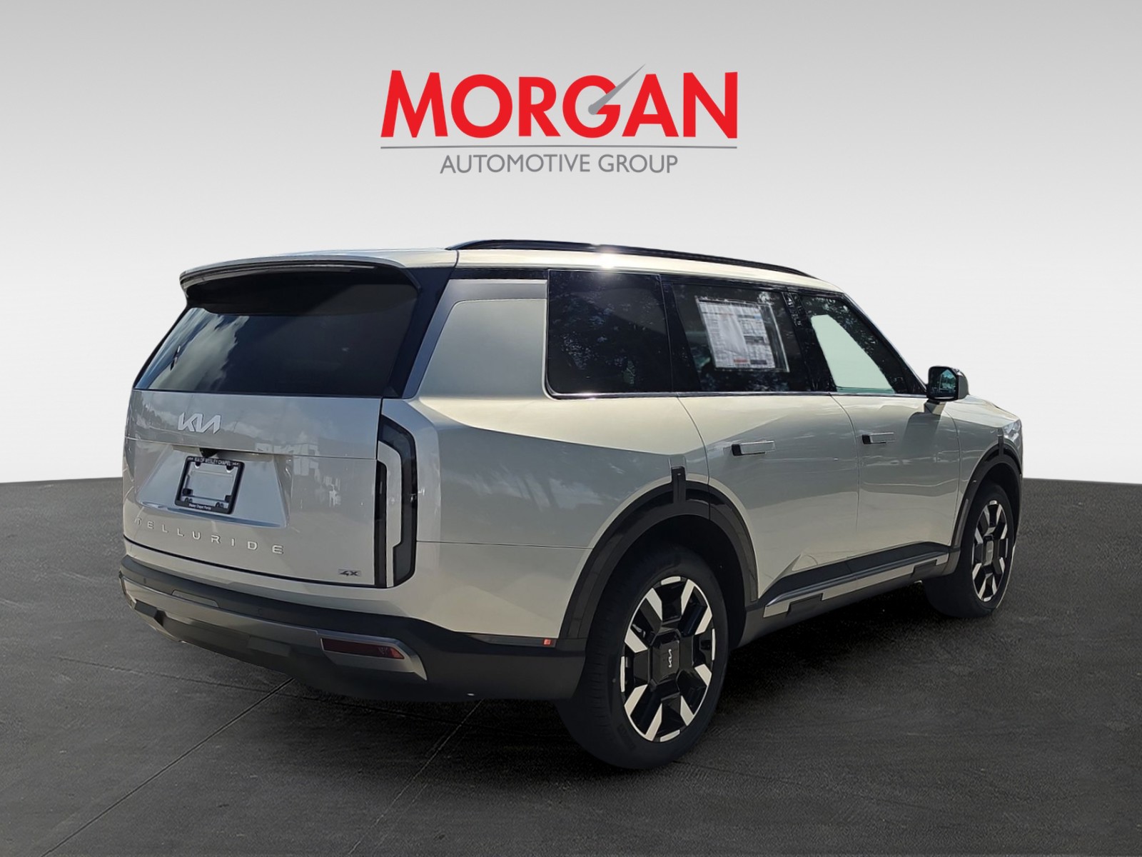 New 2027 Ivory Silver Kia S image 7