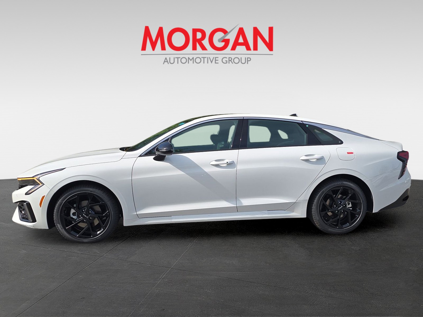 New 2026 Snow White Pearl Kia GT-Line image 5