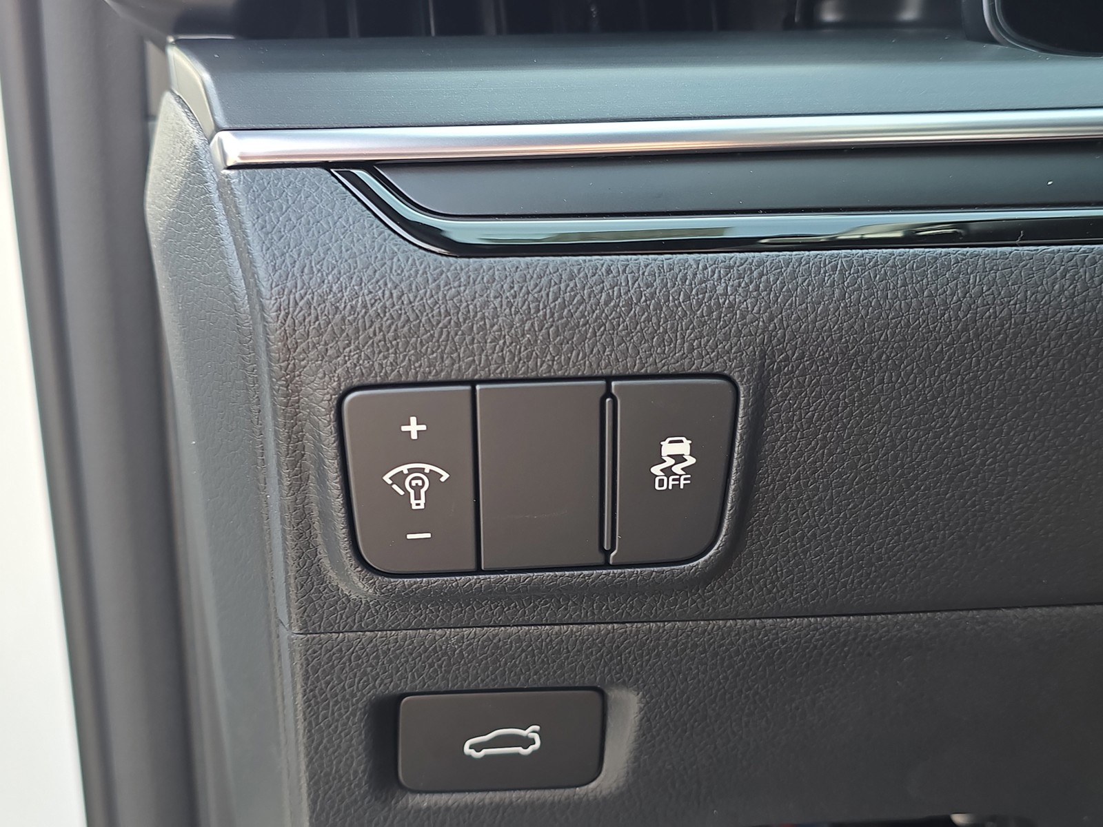 New 2026 Snow White Pearl Kia GT-Line image 29