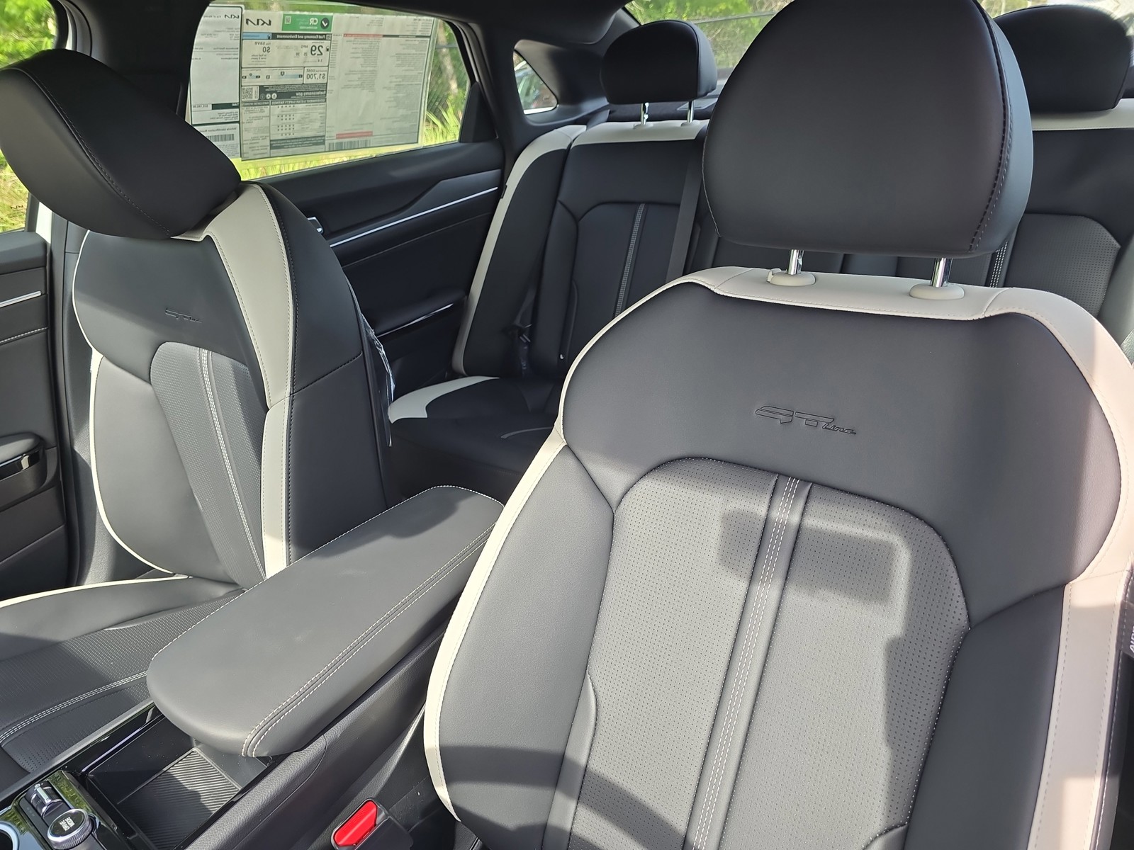 New 2026 Snow White Pearl Kia GT-Line image 21
