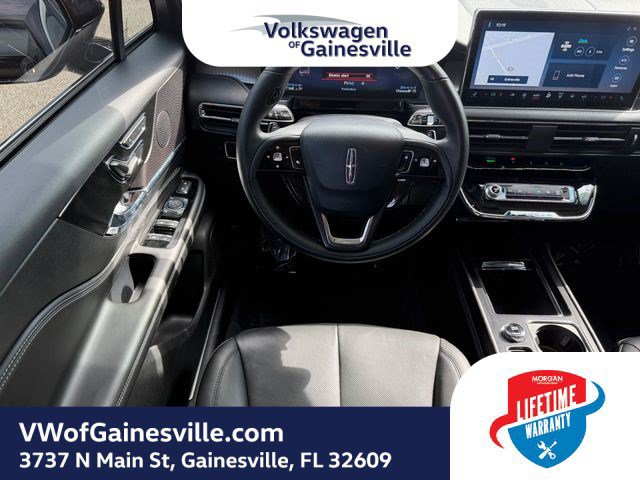 Used 2024 Black Lincoln Reserve image 15