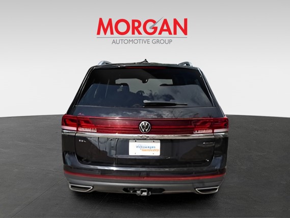 Certified Used 2024 Black Volkswagen 2.0T SEL image 5