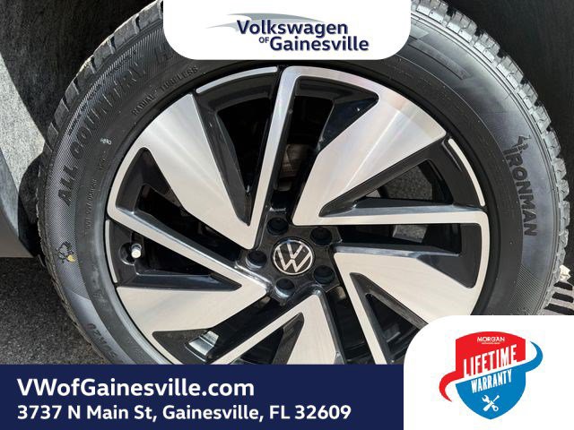 Certified Used 2024 Black Volkswagen 2.0T SEL image 29