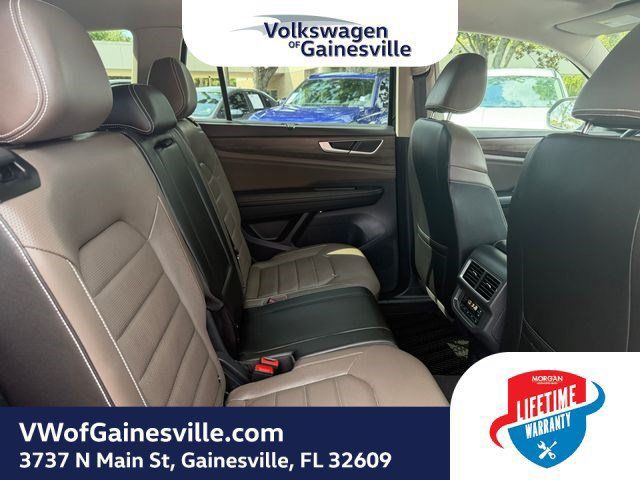 Certified Used 2024 Black Volkswagen 2.0T SEL image 8