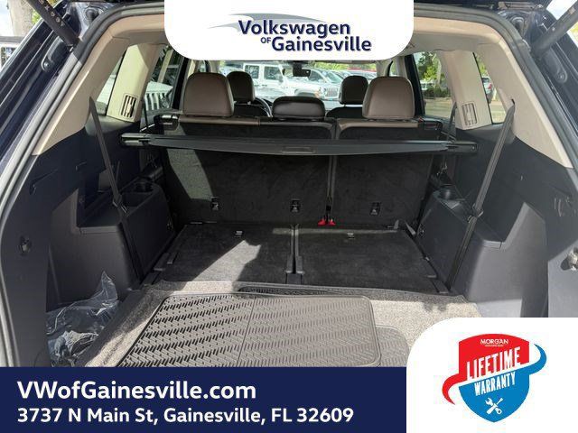 Certified Used 2024 Black Volkswagen 2.0T SEL image 7