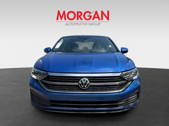 Certified Used 2024 Blue Volkswagen 1.5T SE image 2