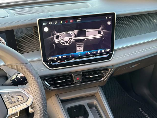 New 2026 Silver Volkswagen 2.0T SE R-Line Black image 27