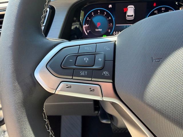 New 2026 White Volkswagen SE w/Technology image 19