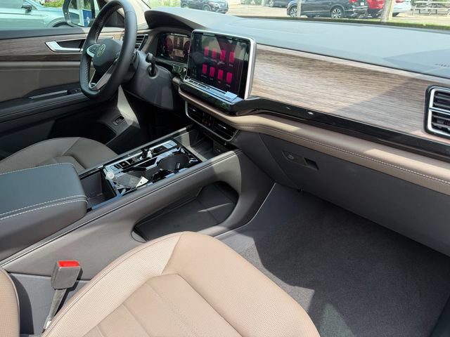 New 2026 White Volkswagen 2.0T SEL image 12