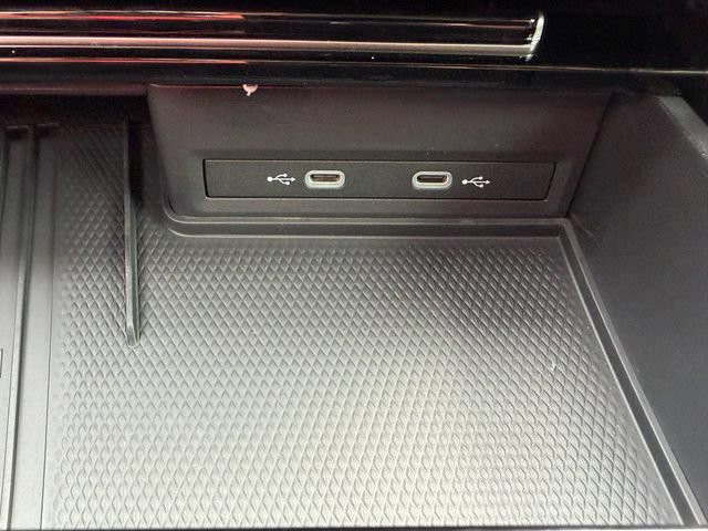 New 2026 White Volkswagen 2.0T SEL image 31