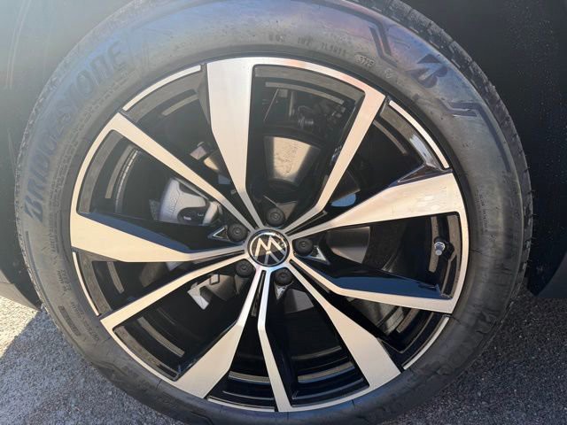 New 2026 Black Volkswagen SEL Premium R-Line image 23