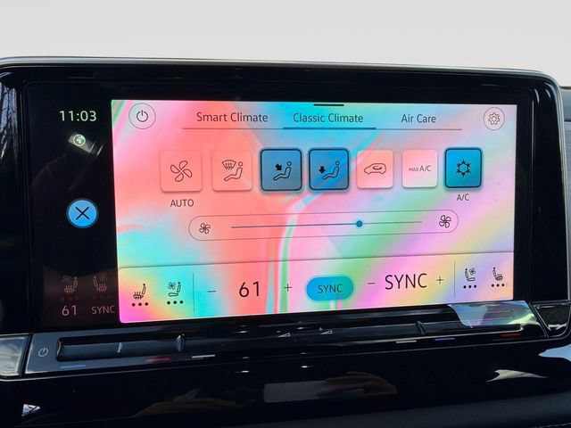 New 2026 Black Volkswagen SE w/Technology image 22