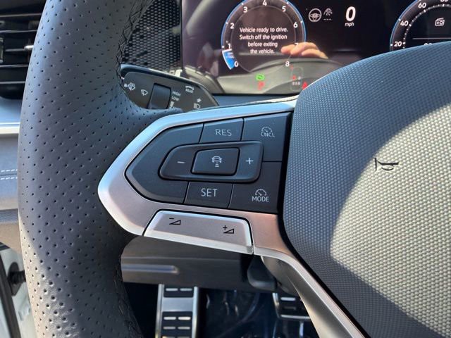 New 2026 White Volkswagen 2.0T SE R-Line Black image 17