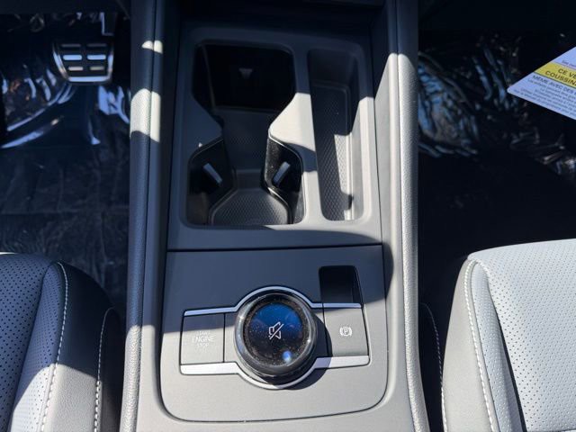 New 2026 White Volkswagen 2.0T SE R-Line Black image 20