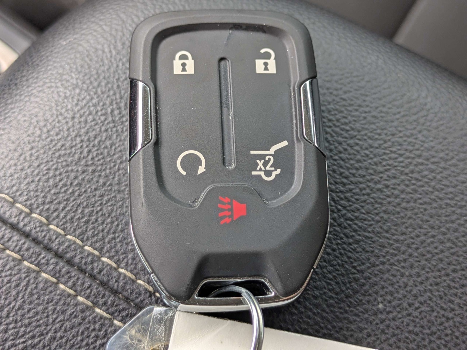 Certified Used 2023 Marine Metallic GMC Denali image 27