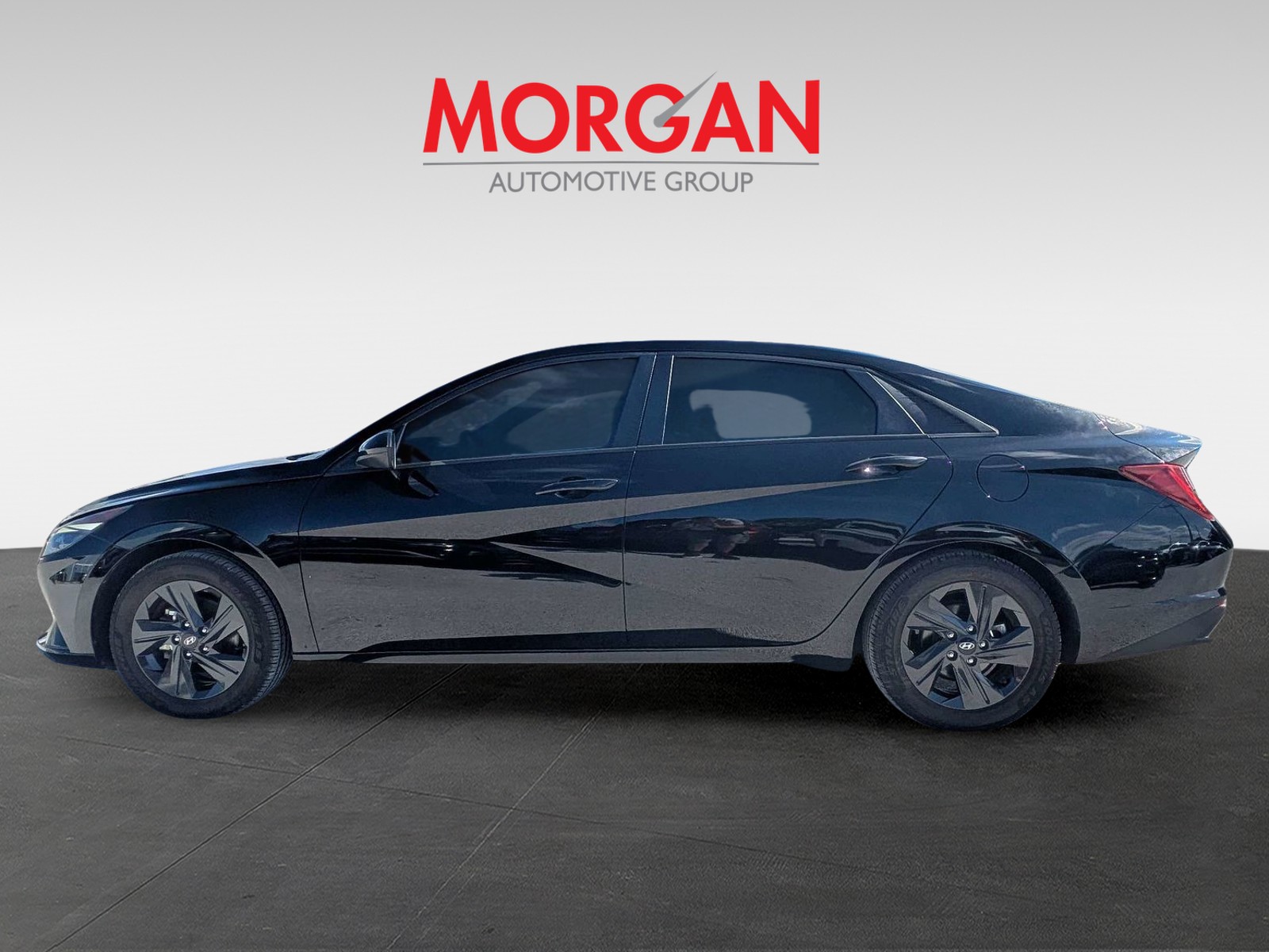 Used 2022 Phantom Black Hyundai Blue image 6