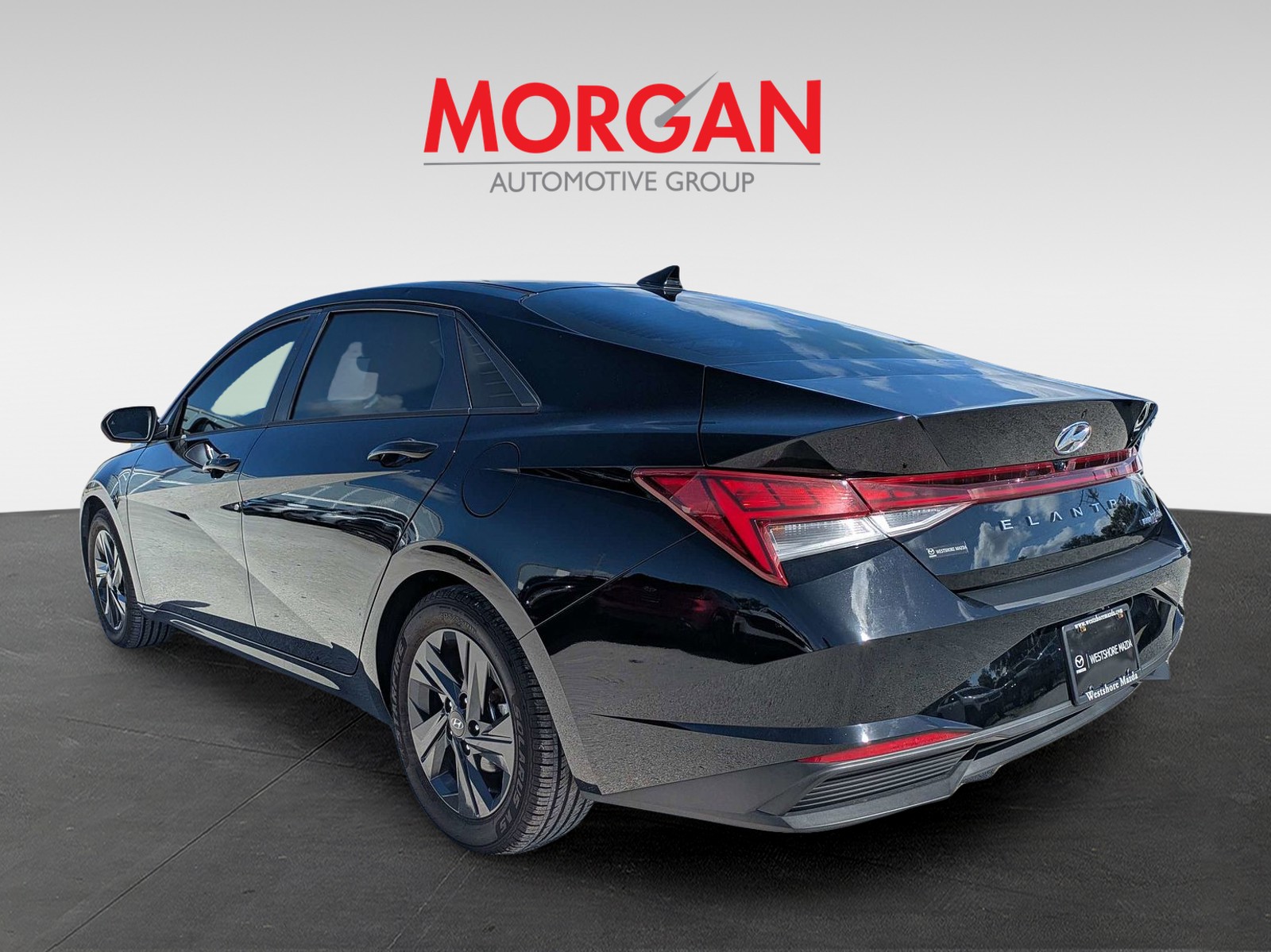 Used 2022 Phantom Black Hyundai Blue image 5