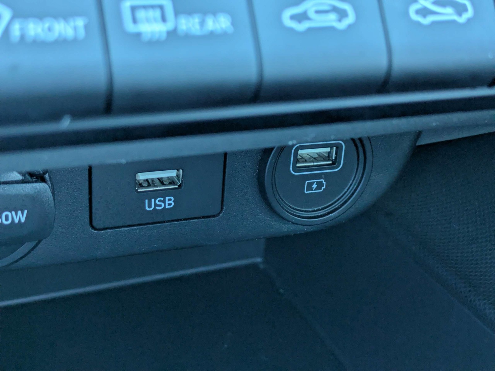 Used 2022 Phantom Black Hyundai Blue image 19