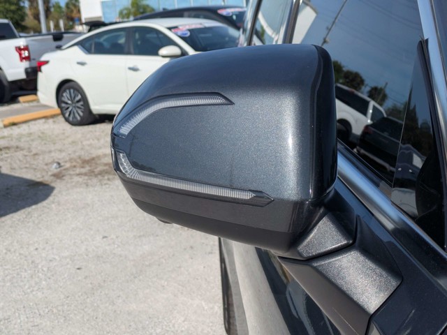 Used 2023 Steel Graphite Hyundai Limited image 11