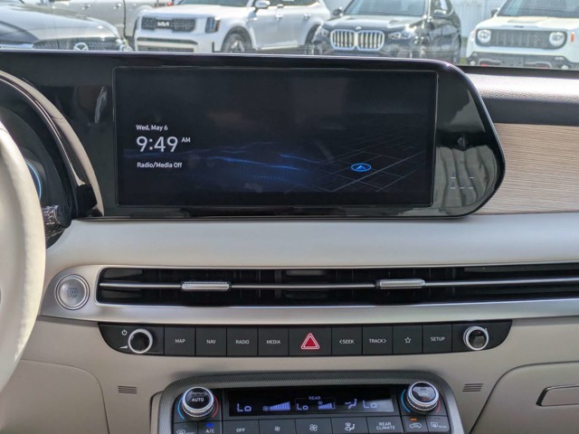 Used 2023 Steel Graphite Hyundai Limited image 16