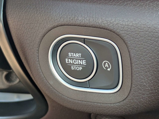 Used 2023 Black Mercedes-Benz GLE 350 image 26
