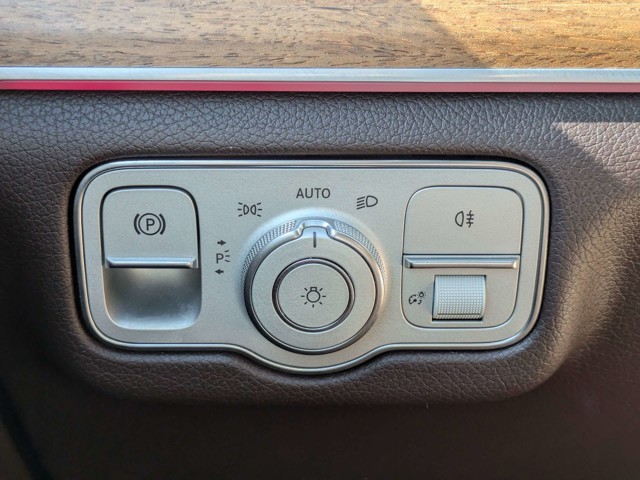 Used 2023 Black Mercedes-Benz GLE 350 image 22