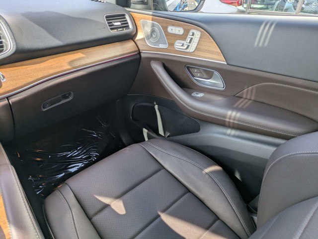 Used 2023 Black Mercedes-Benz GLE 350 image 15