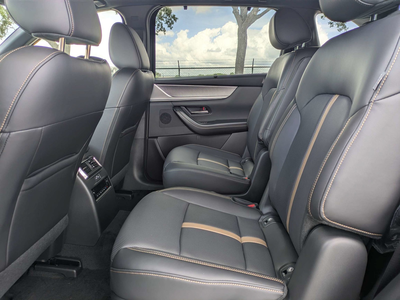 New 2026 Platinum Quartz Mazda Premium Plus image 14
