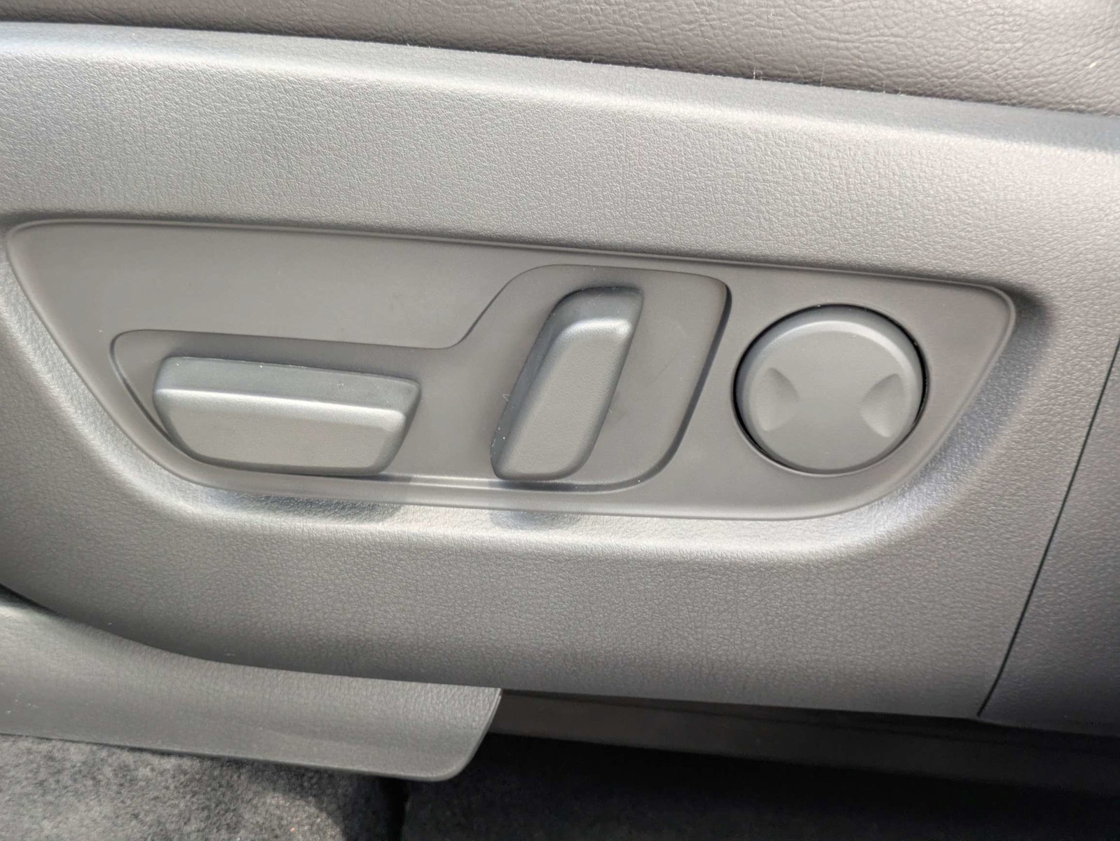 New 2026 Platinum Quartz Mazda Premium Plus image 20